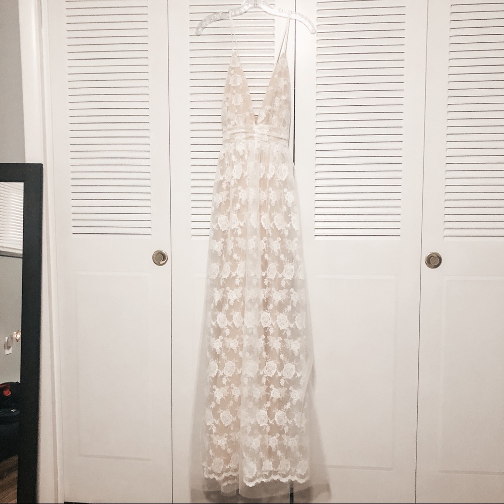 Lulus Ivywood White and Beige Embroidered Lace Backless Maxi Dress